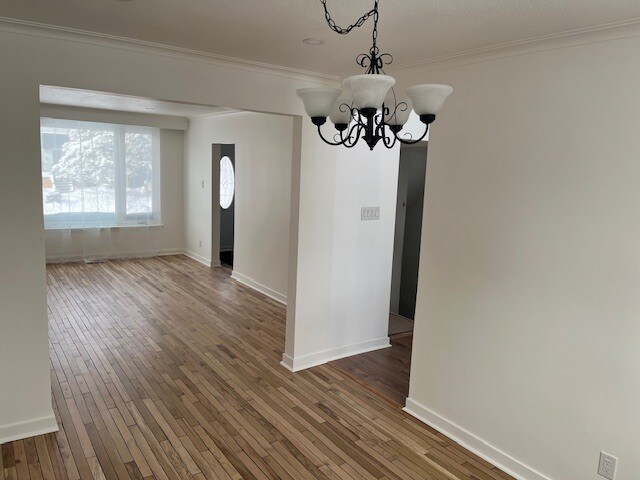 Photo - 83 Claremore Av