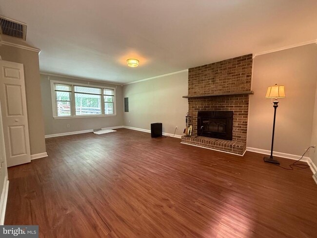 Photo - 29781 Oak Rd