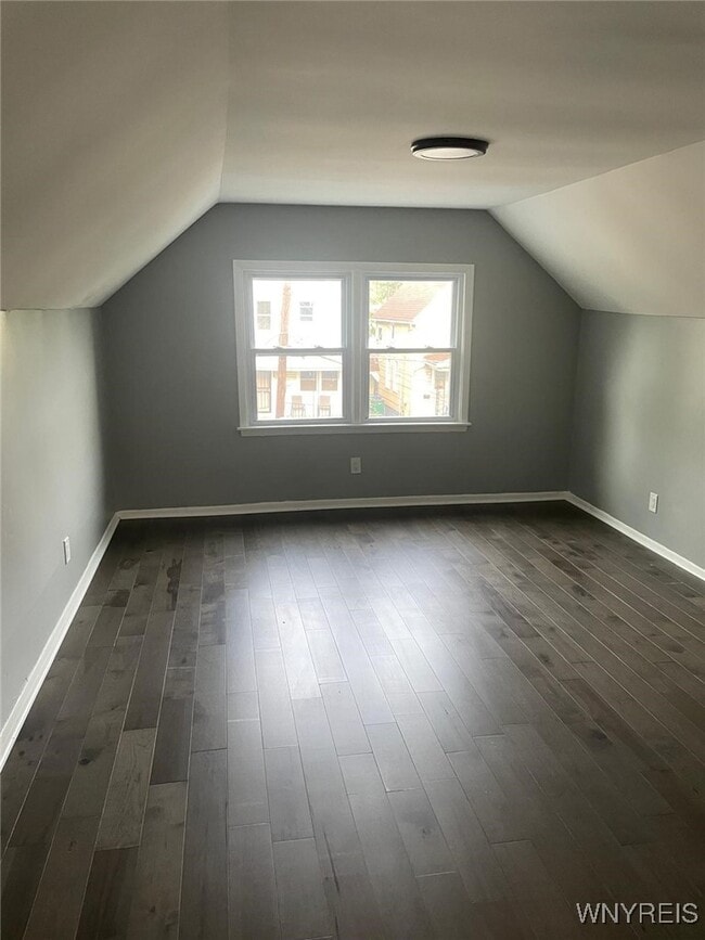 Photo - 260 Stevens Ave