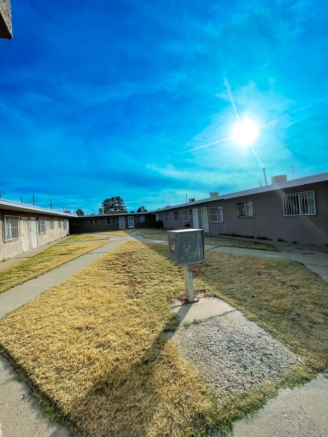 4426 Moonlight Ave Unit No 2