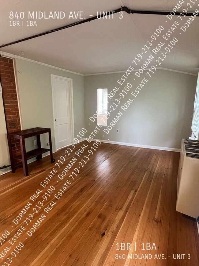 Photo - 840 Midland Ave Unit 3