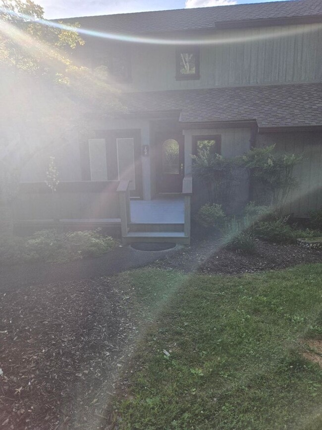 Photo - Spacious 3-Bedroom Condo in Gated Communit...