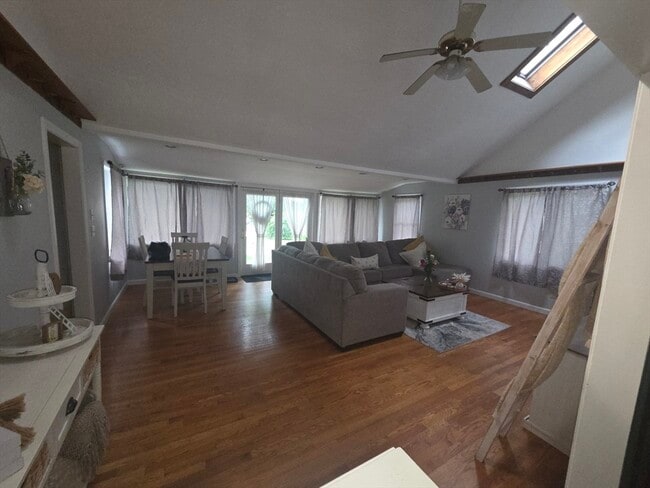 Photo - 18 Lakeview Dr
