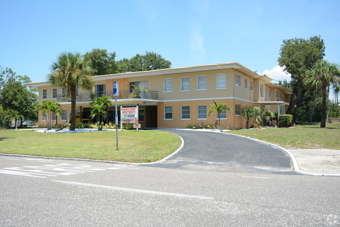 Photo - Garden Court Apartments