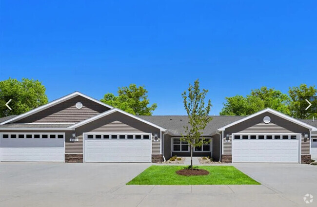 Building Photo - Redwood Crystal Lake Rental