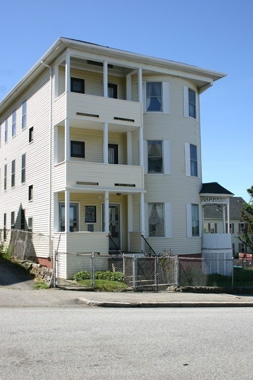 Photo - 30 Pattison St Apartment Unit 2