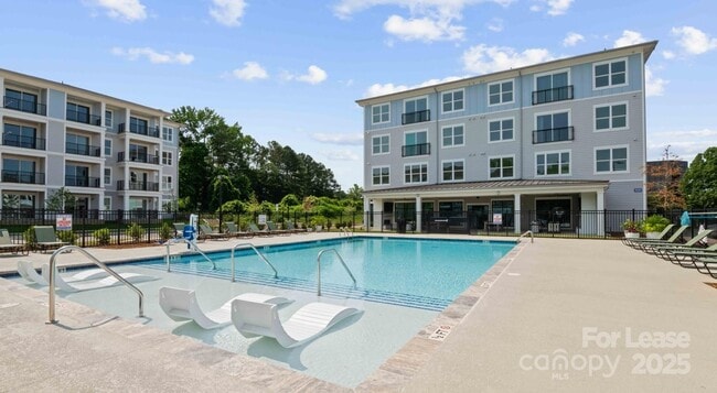 Photo - 5120-5177 77 Center Dr Unit 1B.4