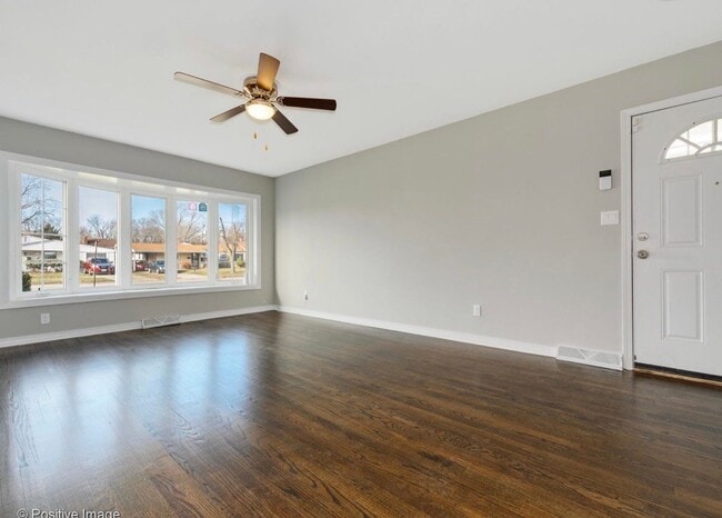Photo - 457 Paxton Ave