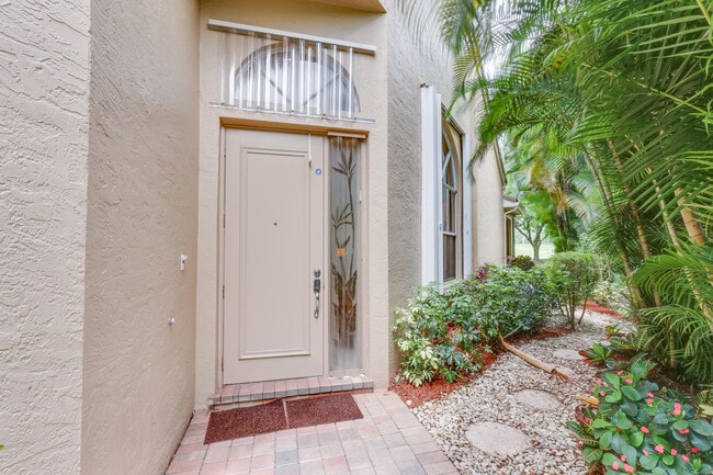 Photo - 4702 Carlton Golf Dr