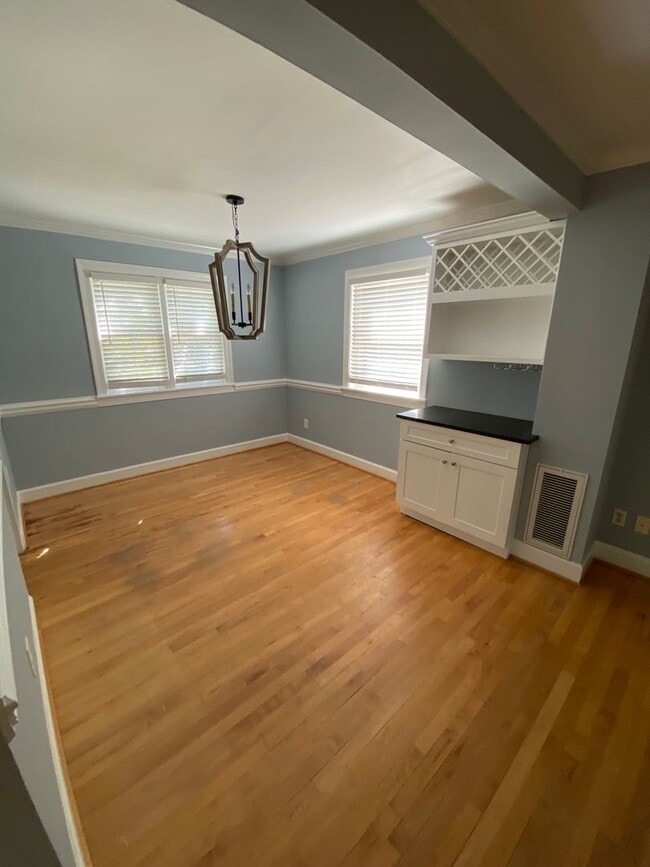 Photo - 1068 Nichols Dr