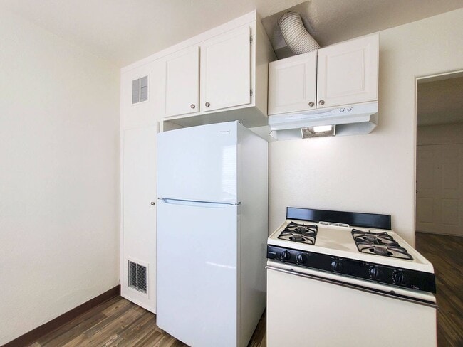 Photo - Rosewood Villas: 2 Bedrooms, 1 Bathroom - ... Unidad 1041-H