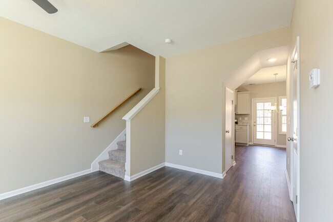 351 Bordeaux Dr