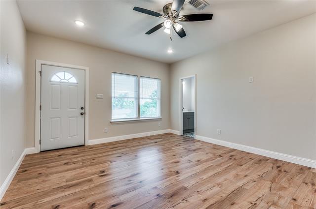 Photo - 1260 E Magnolia Ave