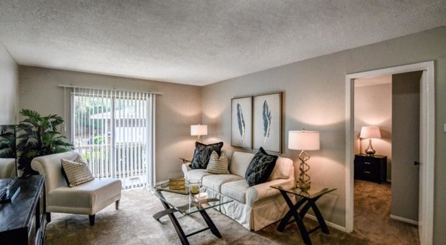 Plantation Apartments