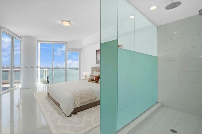 Photo - 2020 N Bayshore Dr Unit 1101