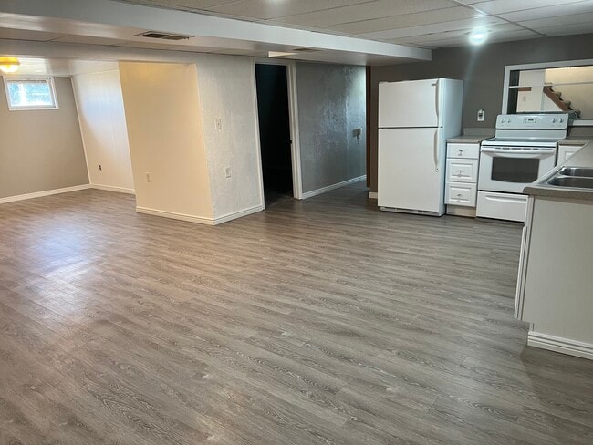 Sala de estar/cocina/comedor - 510 E King St Unidad 510 B