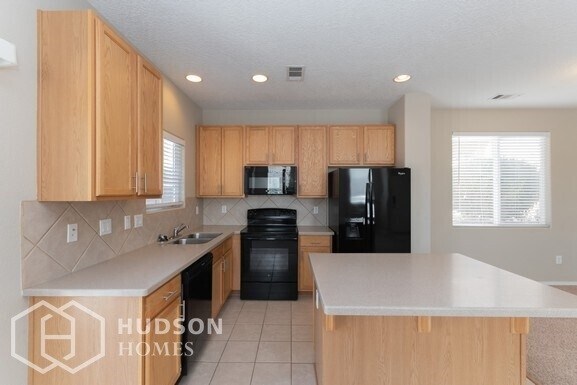 Photo - NOW AVAILABLE! - 2625 Violeta Circle Se, R...