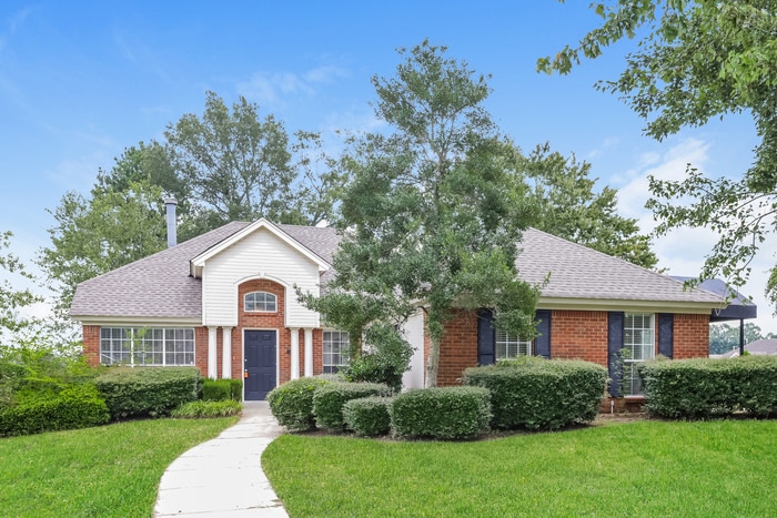 985 Autumn Ridge Rd