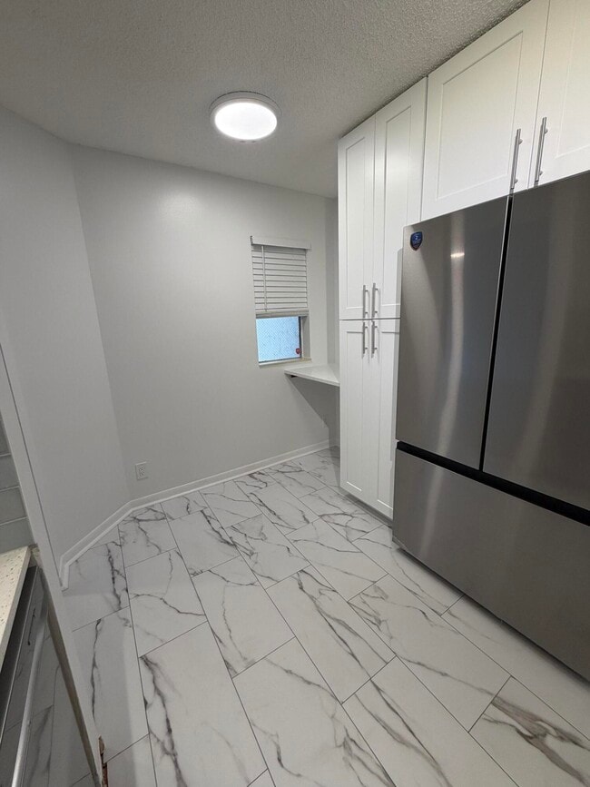 Photo - 13811 Oneida Dr Unidad E1