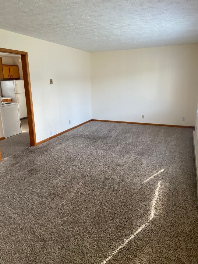 Photo - 2906 E Ave Unit 2906 Upper