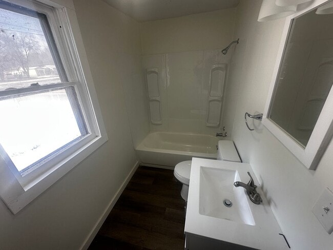 Photo - 2902 S 19th St Unit 2902 S 19th St. St. Joseph, MO 64503