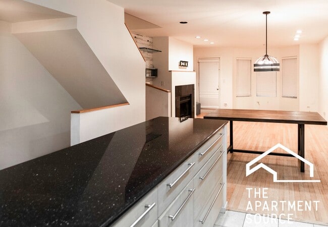 Photo - 1810 N Fremont St Unit 12