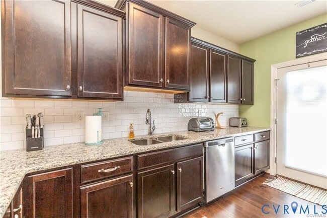 Photo - 7358 Pebble Lake Dr