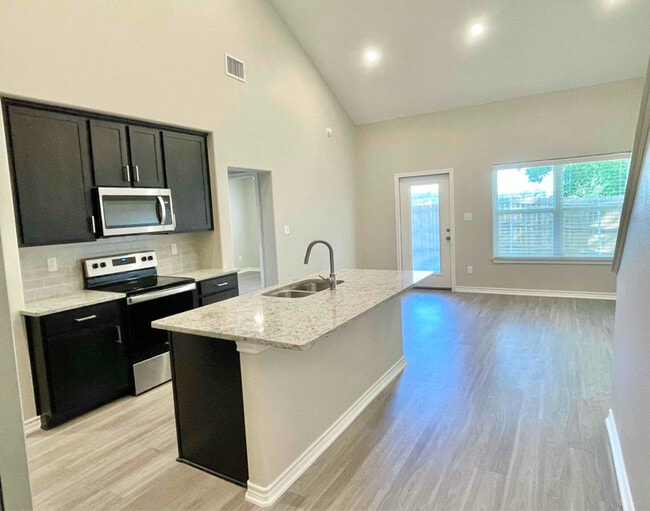 Photo - 14552 County Rd 2191 Unit 200