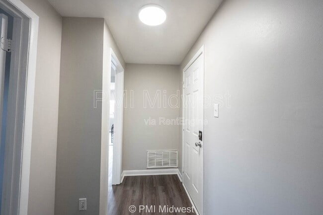 Photo - 2060 N Delaware St Unit 10