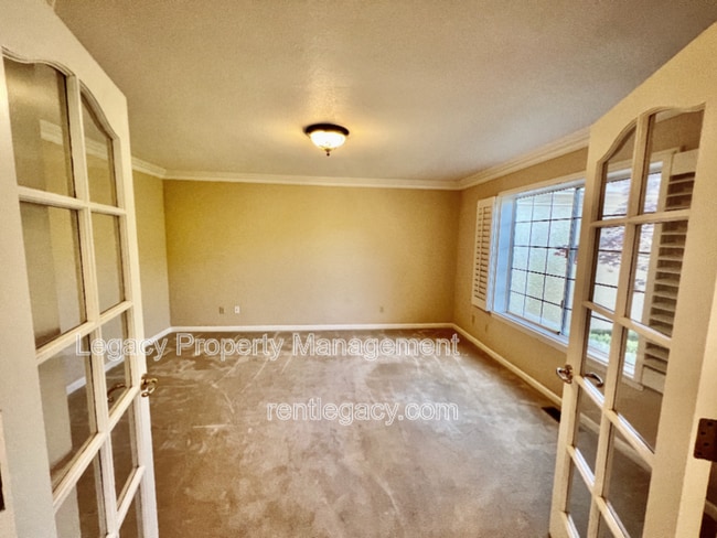 Photo - 2552 Cotswold Hill Dr