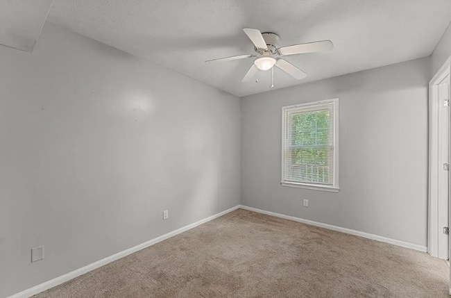 Photo - 4-bedroom, 2-bath home in the sought-after...