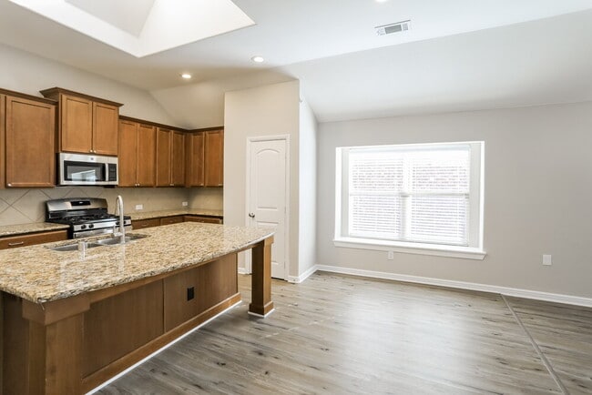 817 Partridge Dr