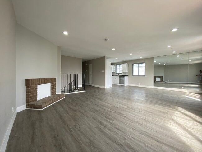 Photo - 134 Morton Dr