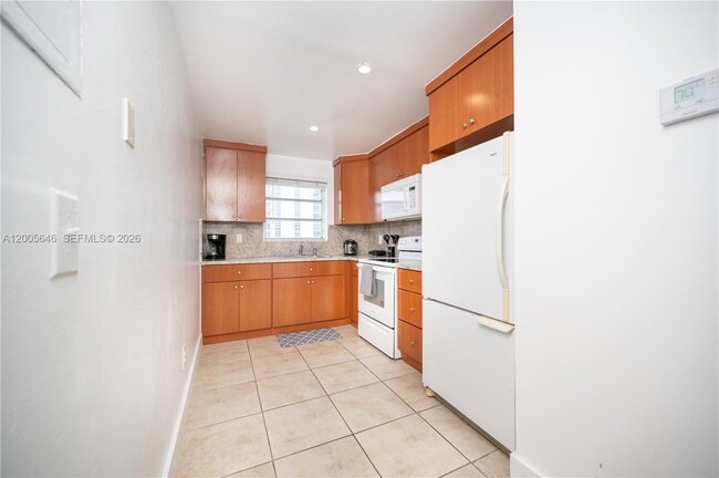 Photo - 500 NE 26th St Unit 5D