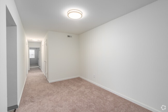 3BR, 2BA - 1,100SF - Dining Room