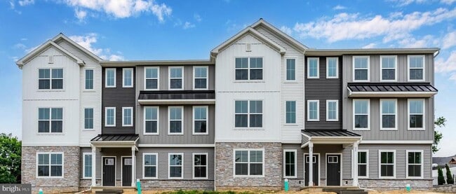 Photo - 31 S 19th St Townhome