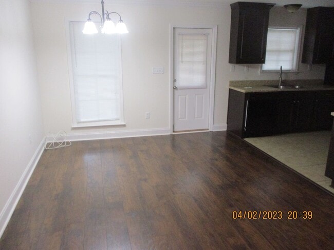 Photo - 219 Robertson Dr