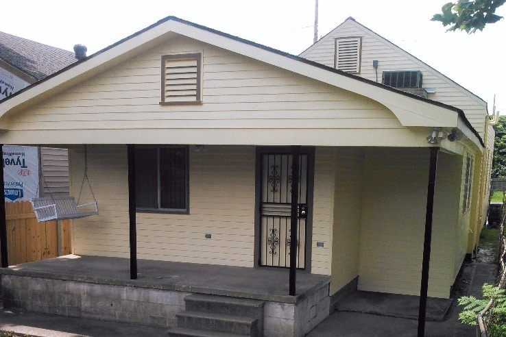 Relaxing Backyard - 2217 N Miro St