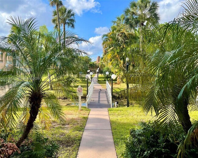 Photo - 5021 W Oakland Park Blvd Unit 309