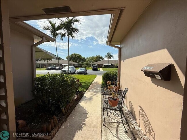 Photo - 1397 High Point Way Unit C