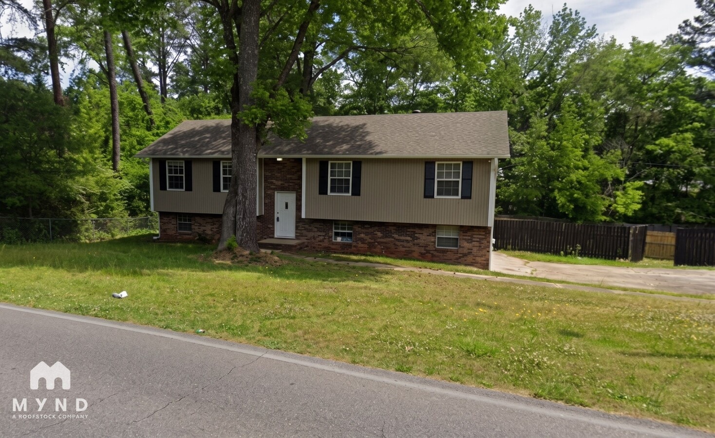 Photo - 600 20th Ct NE