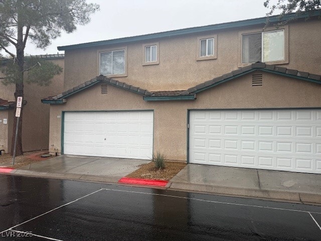 Building Photo - 5250 Souvenir Ln