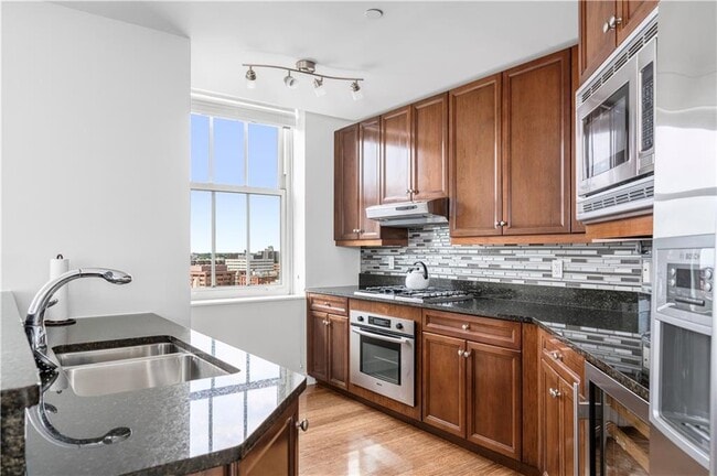 Photo - 1 W Exchange St Unit 1907