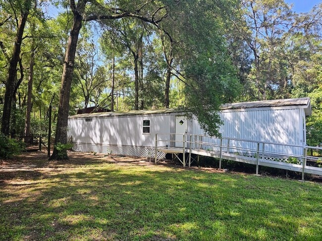 Charming 2 Bed, 2 Bath Mobile Home in a Qu... - Charming 2 Bed, 2 Bath Mobile Home in a Qu...