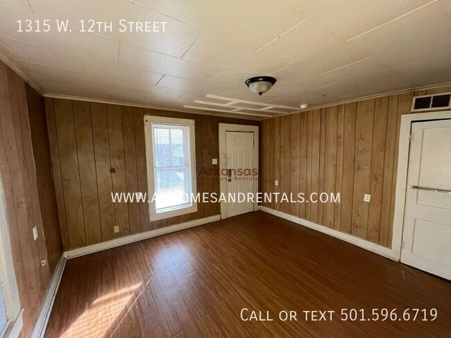 Photo - 1315 W 12th St