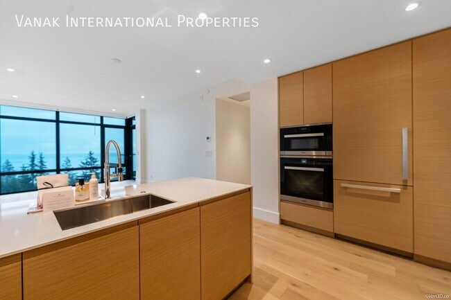 2BR 2BA Ocean View