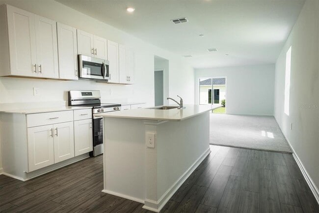 Photo - 3229 NE 38th St