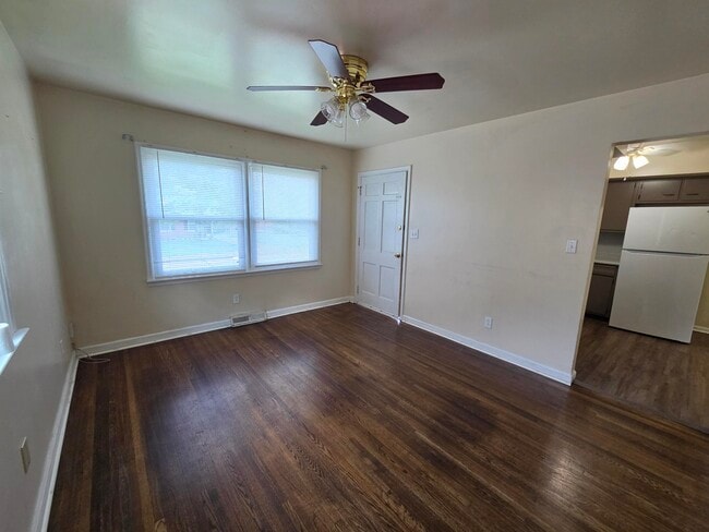 Photo - 516 Anniston Dr