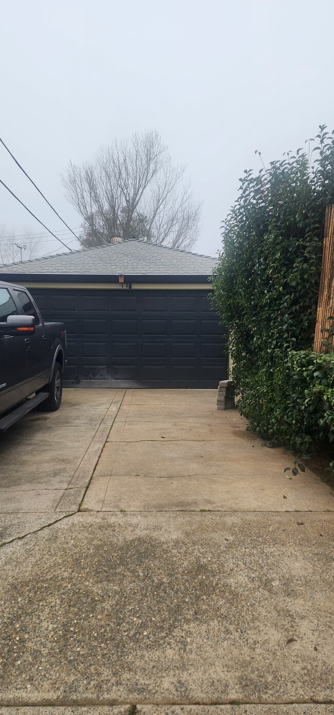 Photo - 3438 Marjorie Way