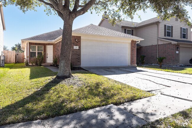 Photo - 12907 Regalshire Ct